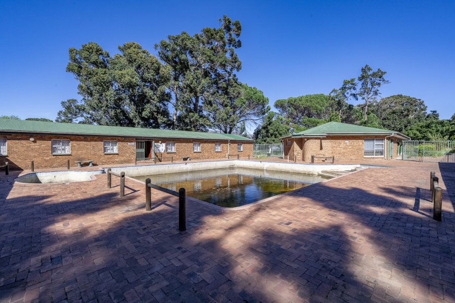 18 Bedroom Property for Sale in Stellenbosch Farms Western Cape